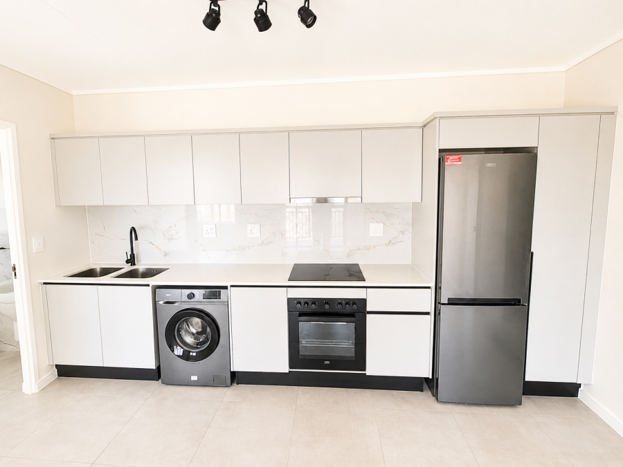 To Let 1 Bedroom Property for Rent in Sandown Western Cape